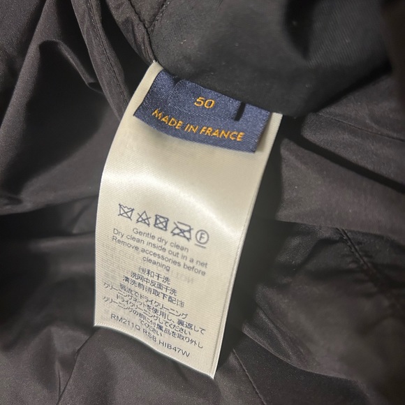 LVSE Flower Quilted Hoodie Reversible Jacket, sz 50, Black - Authentic NWOT - Picture 16 of 16